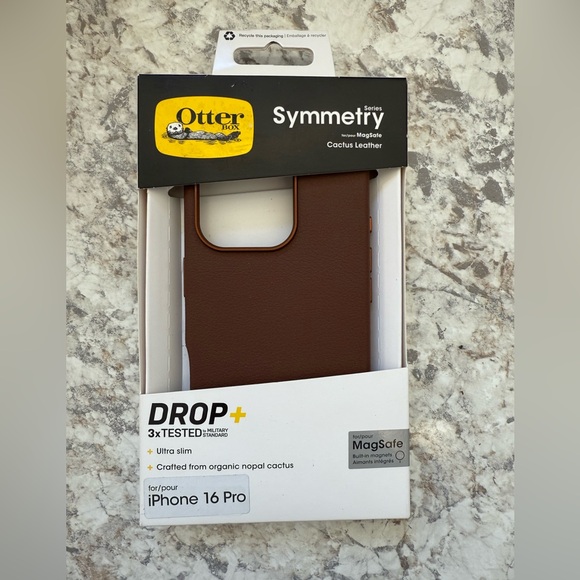OtterBox Other - OtterBox Symmetry iPhone 16 Pro Cactus Leather *MagSafe